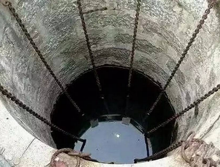 難道鎖龍井下面真的鎖著龍嗎？